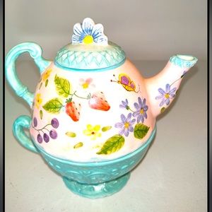 Sonoma three piece stacking tea pot